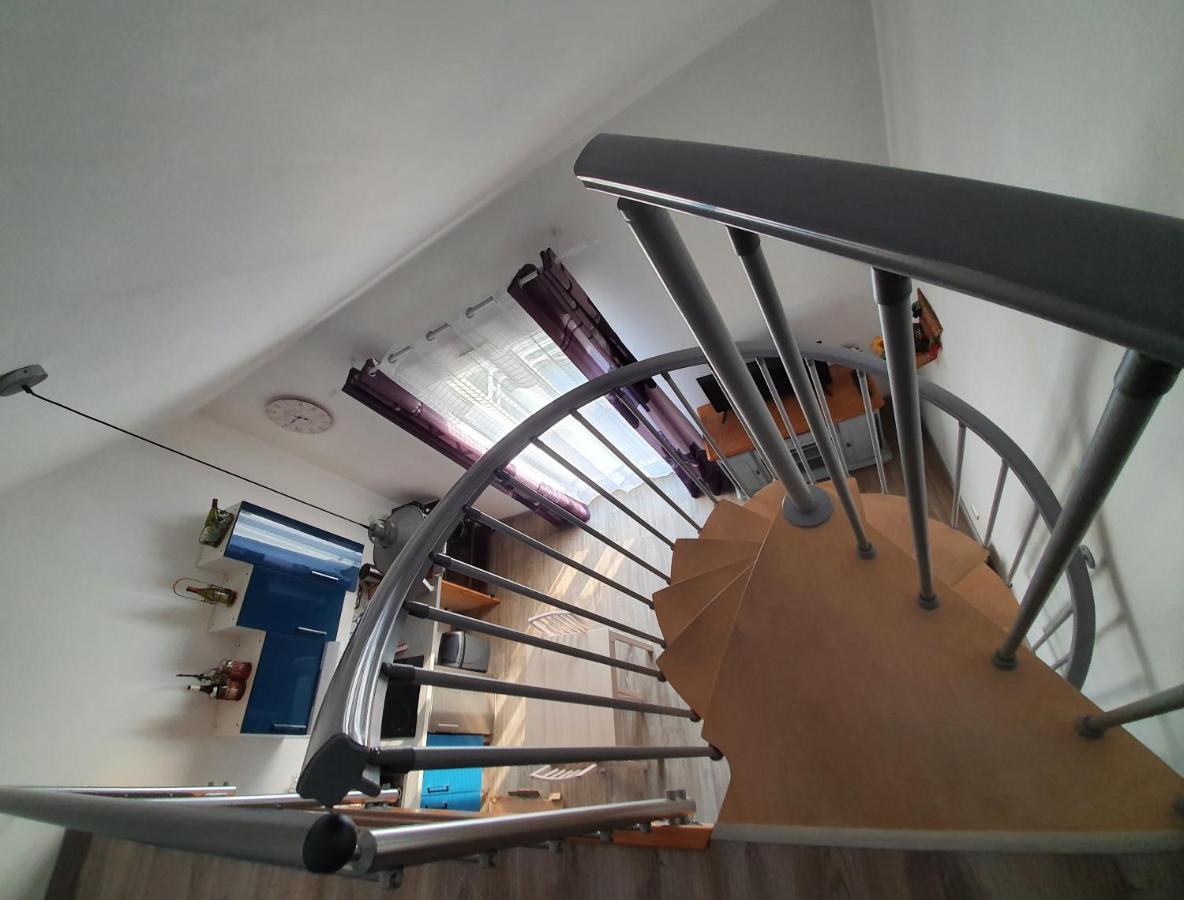 Apartamento Nuits & Jours Duplex A Nuits Saint Georges Exterior foto